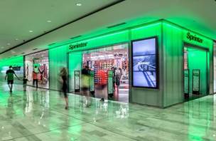 Tienda de Sprinter en un centro comercial, en una imagen de archivo